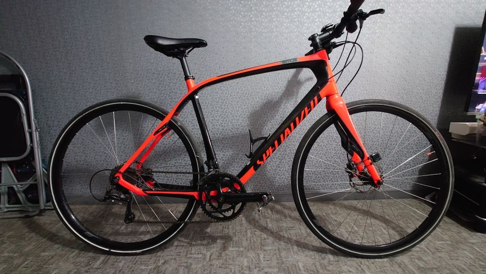 Велосипед Specialized sirrus elite carbon L