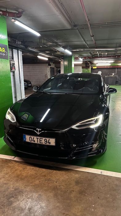 Tesla Model S Standard