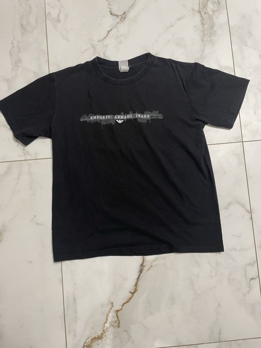 Футболка Emporio Armani