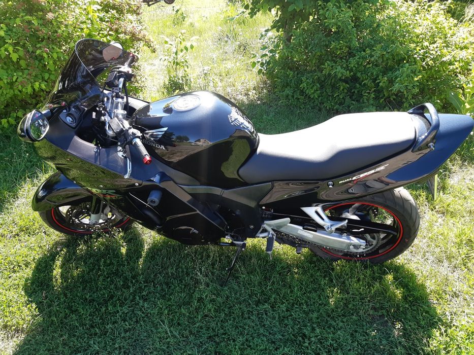 Honda 1100xx superblackbird