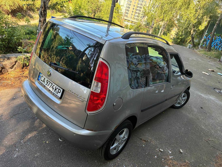 Продам Skoda Roomster 2009 ,1.2 механіка в комплектації Free