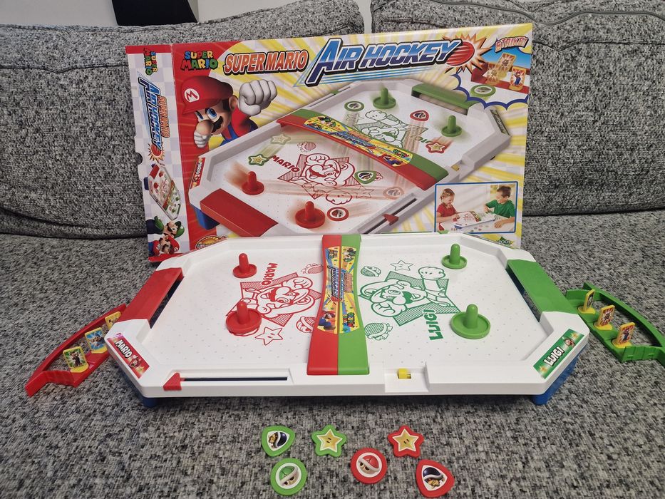 Super Mario Air Hockey (Cymbergaj)