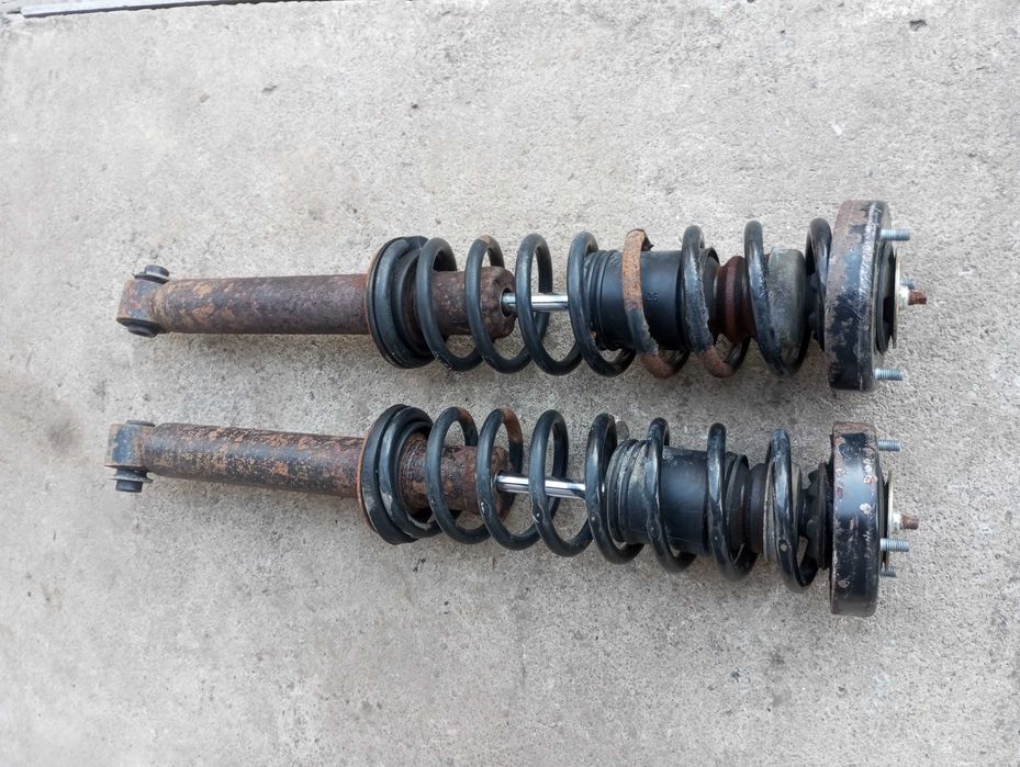 Стойки задні в зборі BMW e39,e34 (ціна за пару)