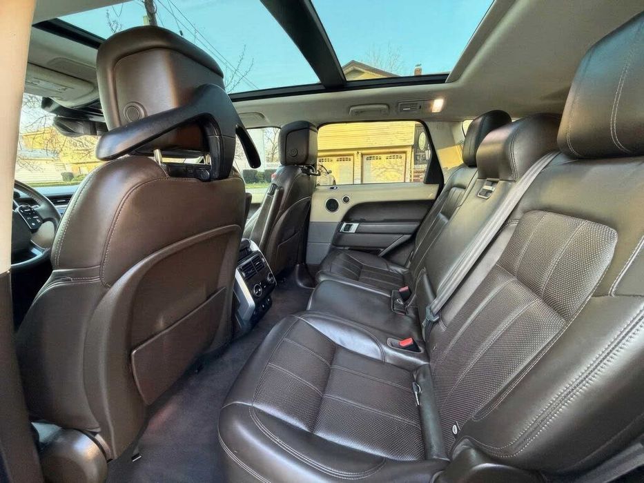 Land Rover Range Rover Sport HSE      2019