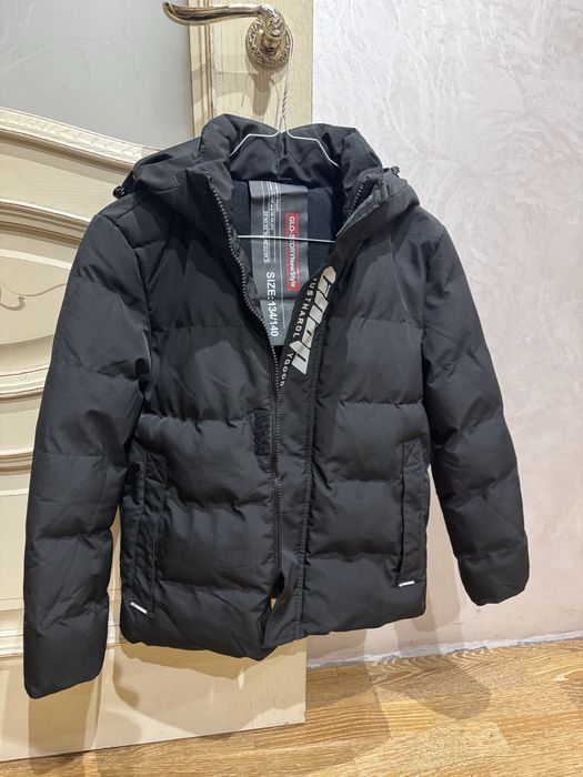 Куртка зимняя 140 рост 500 грн