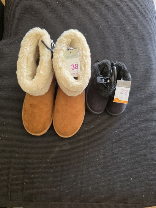 Dois pares de botas