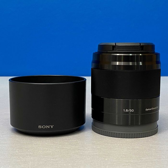 Sony E 50mm f/1.8 OSS