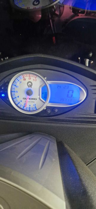 Suzuki Hayabusa 1300 R  impecavel