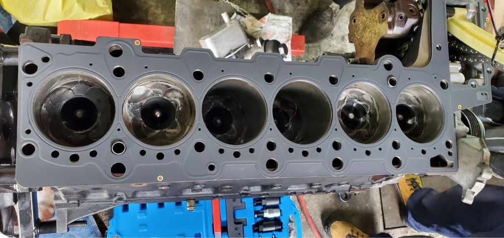 BMW E53 2003 3.0 m57