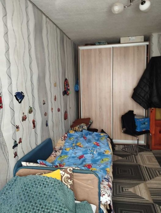Продам 2-х кв на Шуменском, хороший дом, низкая цена