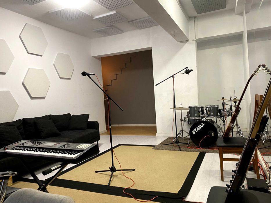 Sala de Ensaios E4ALL — equipada e bem localizada