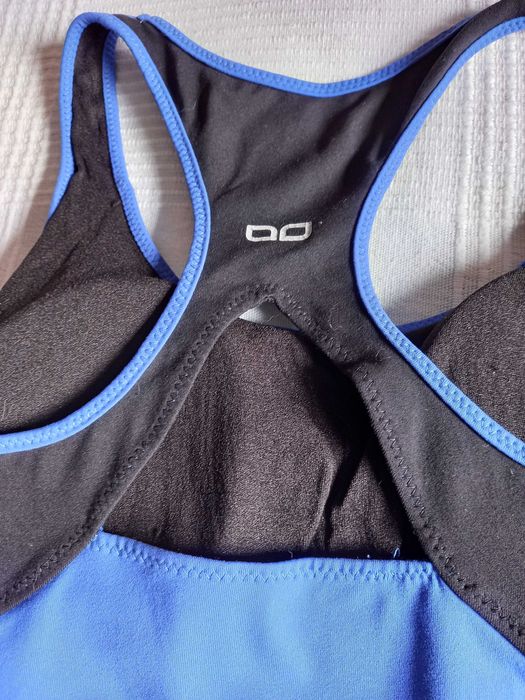 Top desporto Doone, Tam S (Portes incluídos)