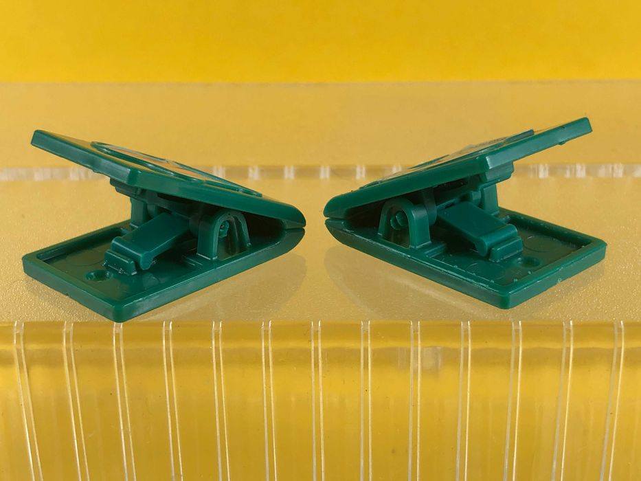 Kinder zestaw 18 figurek z serii "SpongeBob"+22 karteczki, 2005 r.