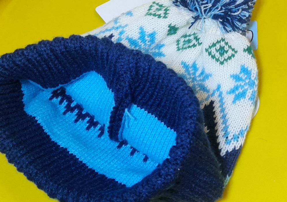 Шапочки для двійнят, нові, з бірками