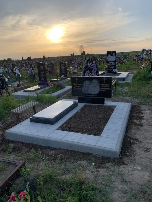 Виготовлення та встановлення пам'ятників