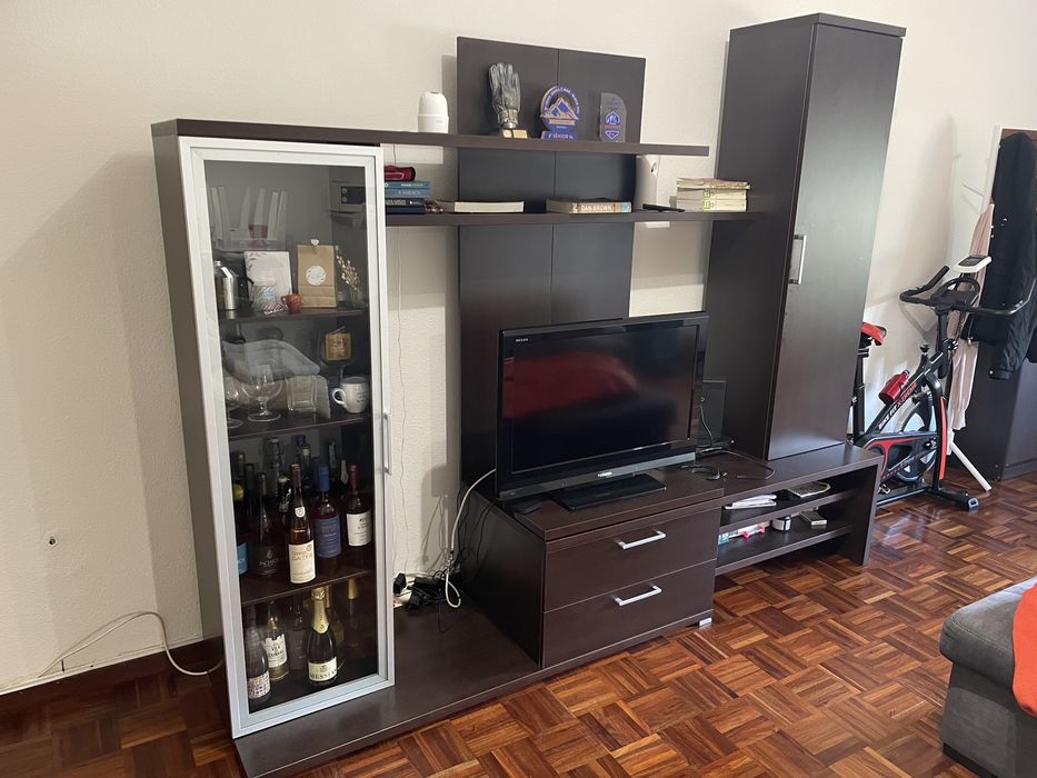 Armario de sala e aparador