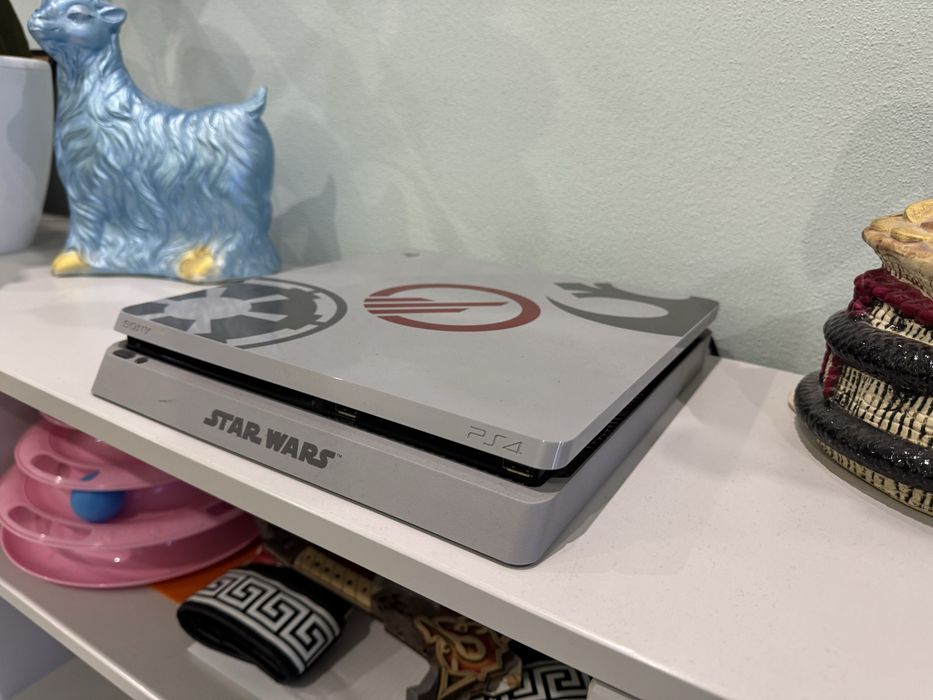 PS4 Slim 1TB. Ідеальний стан