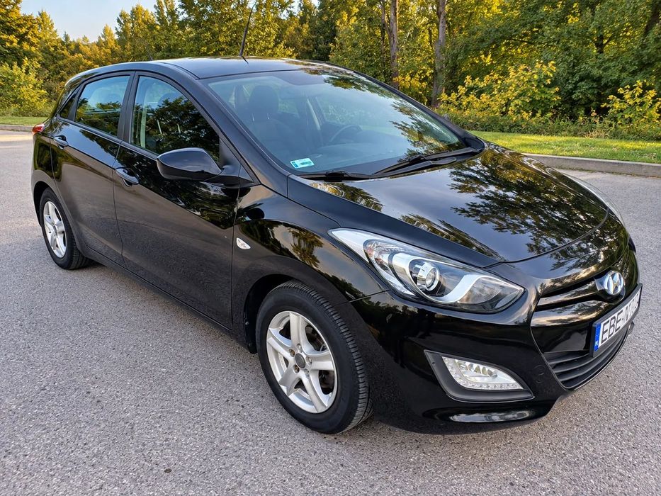 Hyundai I30 Hyundai i30 II generacji – zadbany egzemplarz z niskim przebiegiem