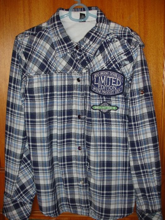 camisas tamanho 8 e 10 anos