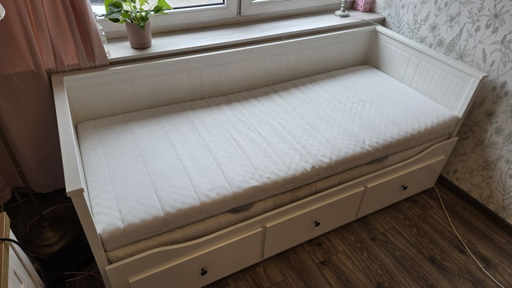 Łóżko Hemnes Ikea rozkładane