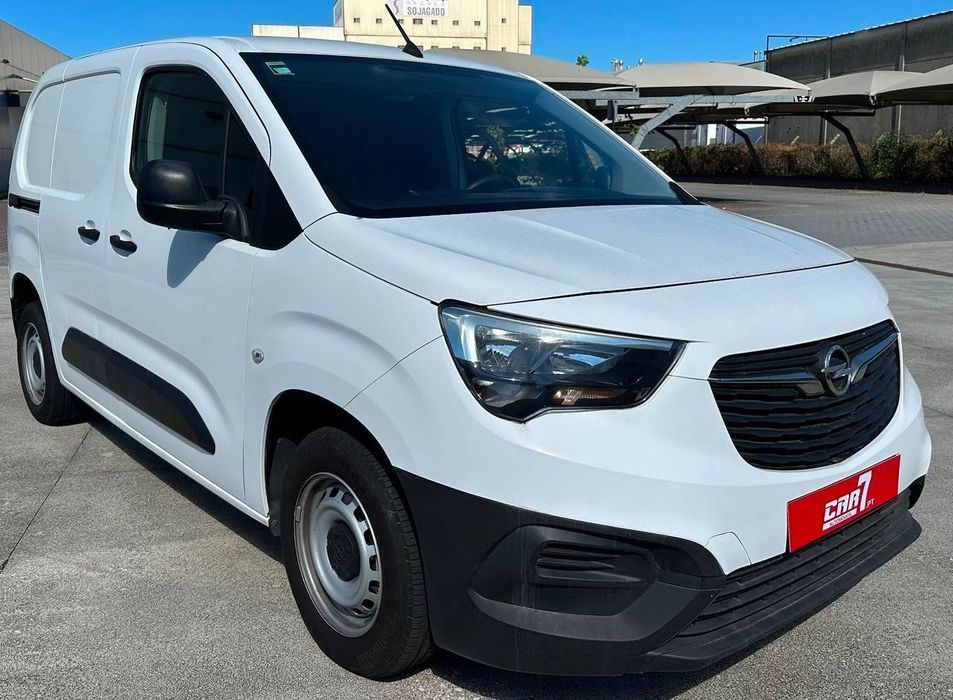 Opel Combo Outro