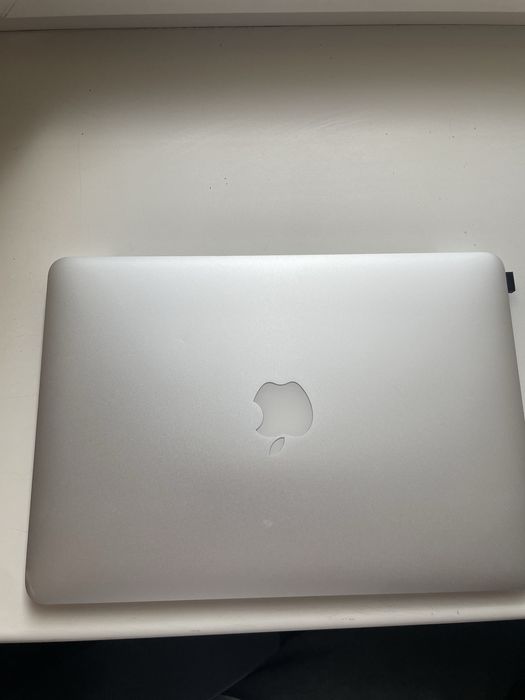 MacBook Pro 13 Retina 2015 / i5 / 8GB / хорошее состояние