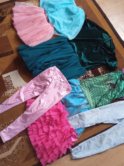 Komplet ubrań dla dziewczynki