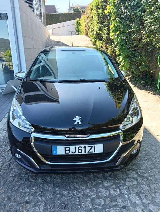 Peugeot 208 PureTech 1.2