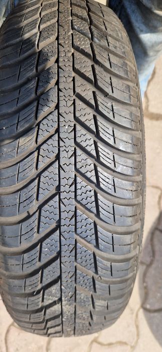 165/65 R14 79T Nexen n blue 4 season 7mm 2018r