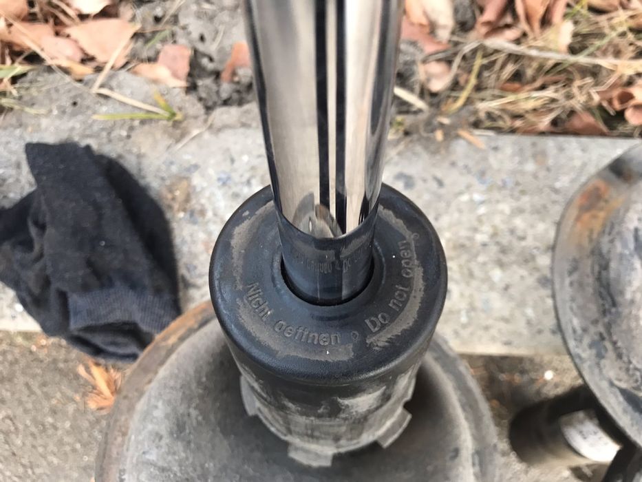 Амортизатор передний Ford Tranzit 2,2