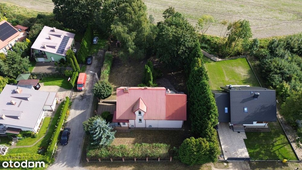 Duży dom 300m2 z piękną działką 1386m2, między Gdańskiem i Tczewem