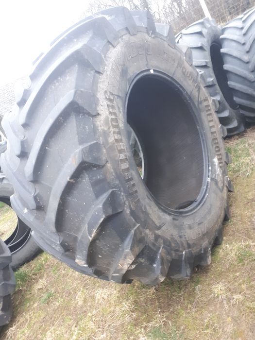 2 sztuki opony Wzmocnione TRELLEBORG 900/60 R - 42 TM1000