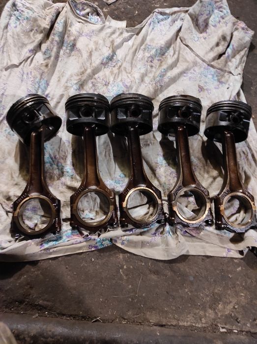 Шатану поршня Фольксваген(Bora, Golf ) AGZ, Бопа vr 5