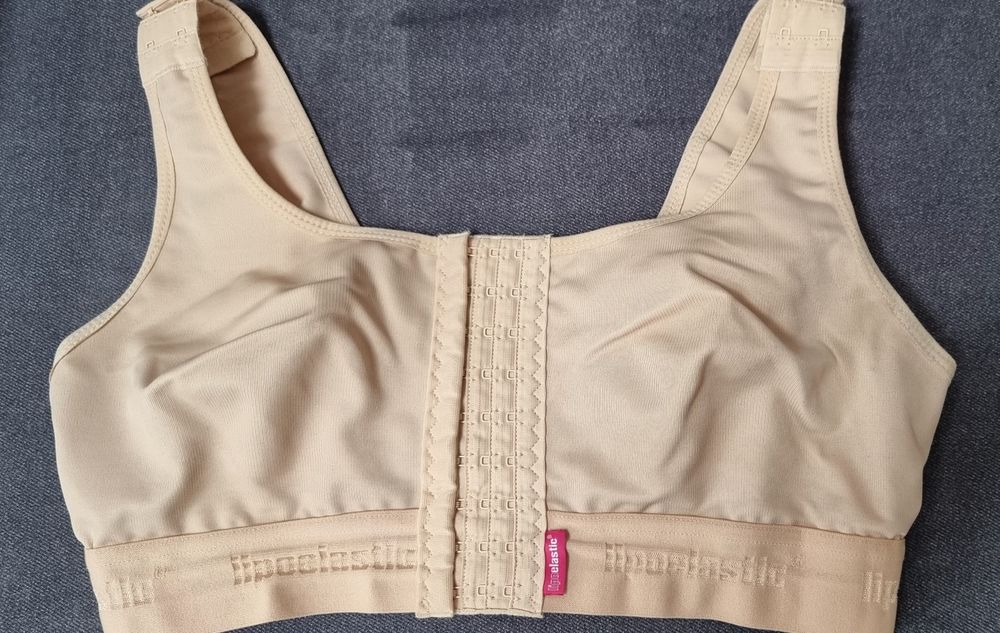 Продам компрессионое белье для груди