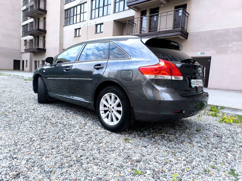 Продам Toyota Venza  газ, бензин.