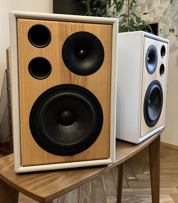 Kolumny podstawkowe STX Dayton Audio