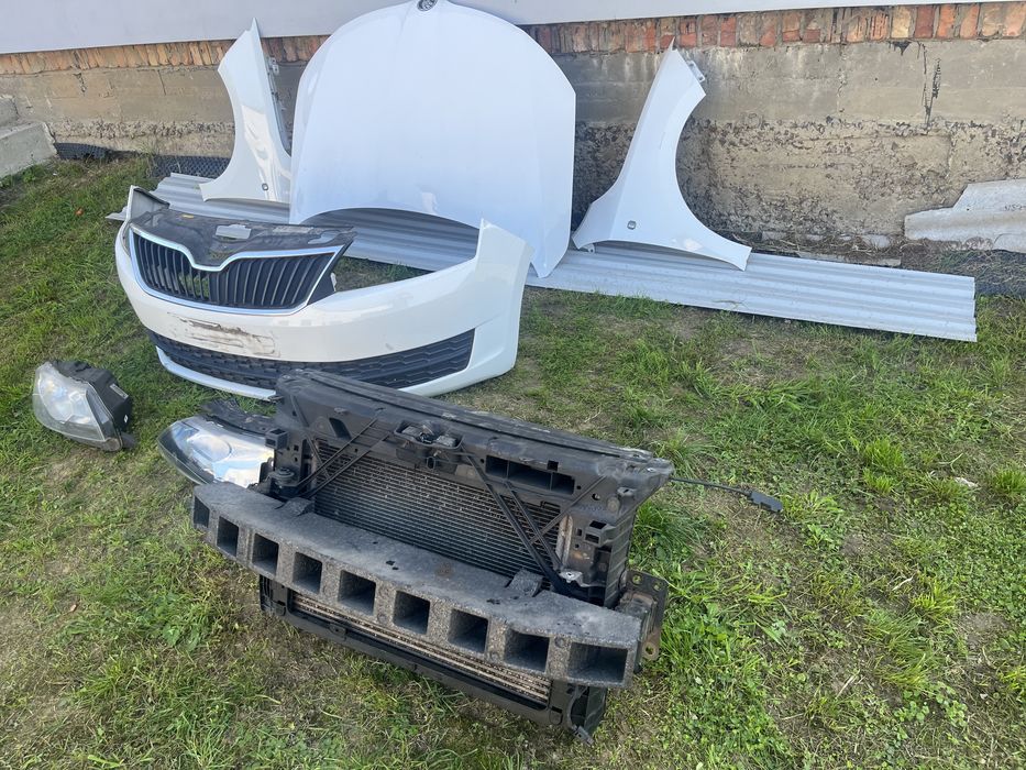 Телевізор установочна панель радіатори шкода Рапід Skoda Rapid