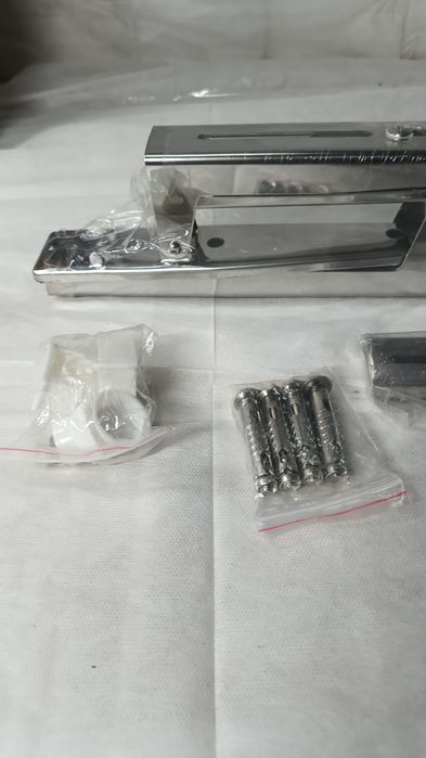 Uchwyt ścienny do kuchenki mikrofalowej ze stali nierdzewnej, składany