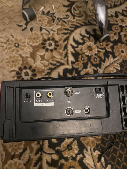 видеомагнитофон SANYO