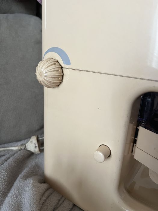 Máquina de café em grão Ariete