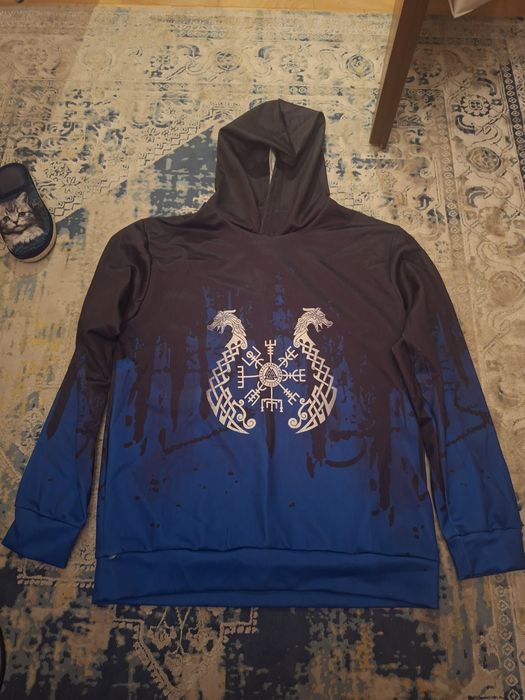 Bluza z wzorem wikingów