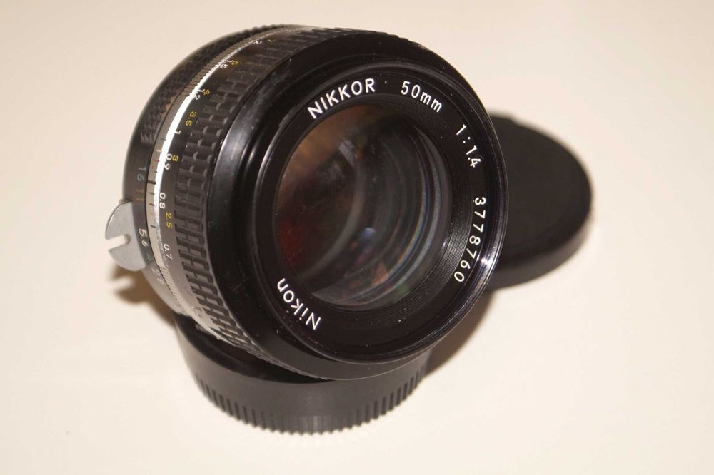 f1,4 - купити об'єктив Nikon - Ціна на OLX.ua