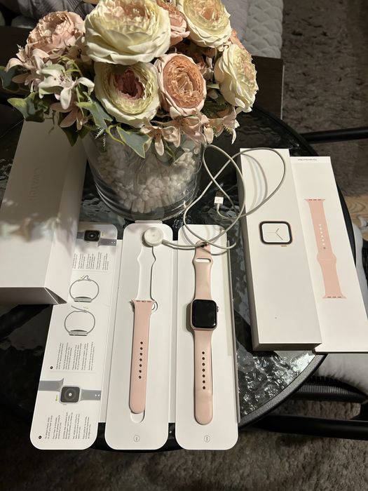 Apple Watch 4 40 мм