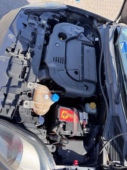 Fiat Punto Turbo Diesel - ano 2016