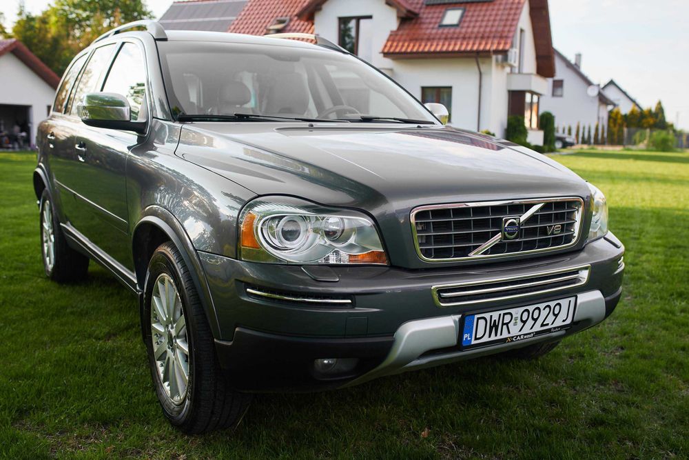 Samochód Volvo XC 90