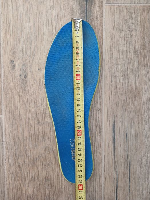 Кросівки Adidas р 45 на 44 (29,5 см) ц 800 гр , орігінал,  б/в
