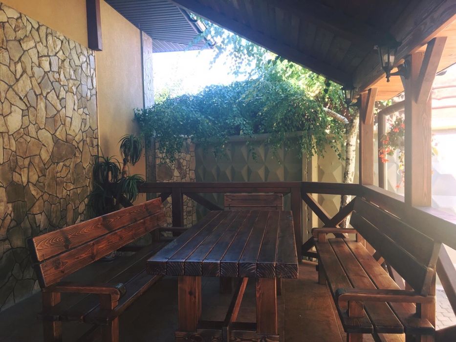 Будинок з сауною і басейном  подобово . Чан