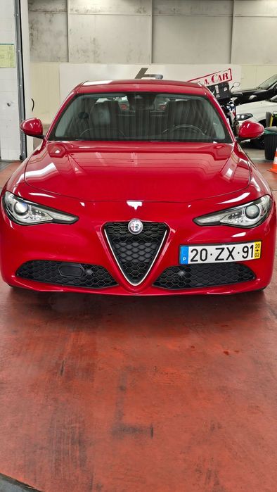 Alfa Romeo Giulia 2.2 D Sprint AT8