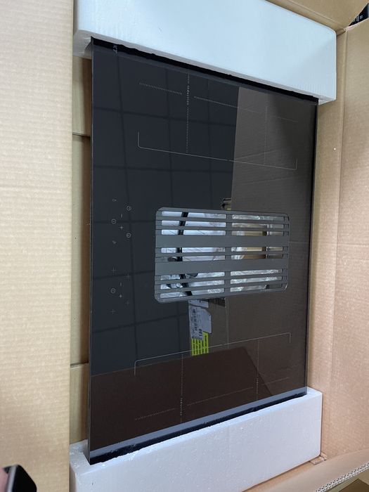 Nowa płyta indukcyjna z okapem 90 cm,  AirForce, Blaupunkt