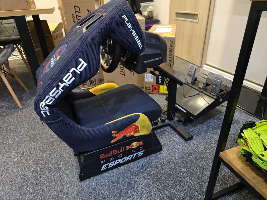 Sprzedam kierownicę Thrustmaster T-GT II